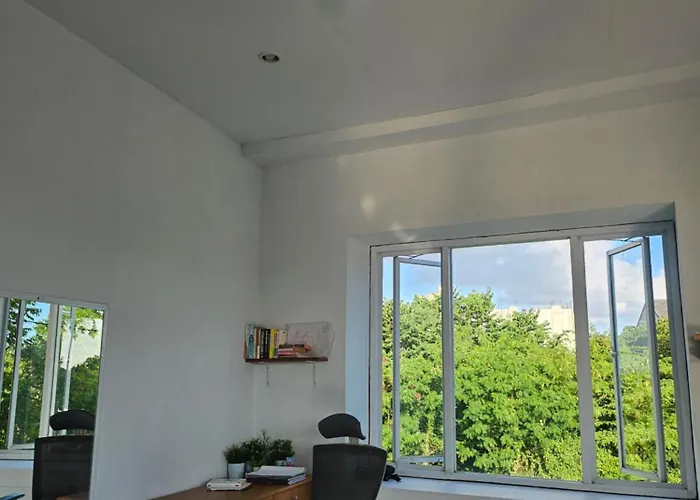 Board House Kedungu