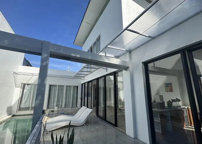 3 Bedroom Chrysanthemum Villa Nusadua