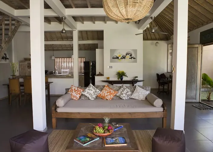 Two Bedroom Villa In A Beautyful Tropical Garden