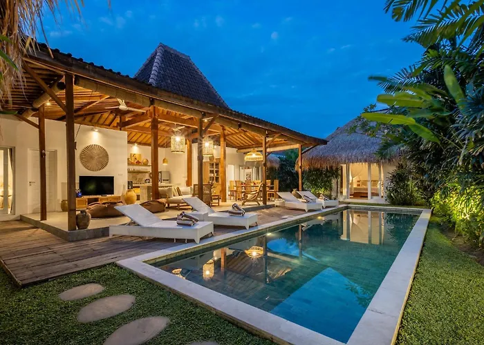 Villa Zayya By Optimum Bali - 800 M To Beach & Kudeta - Central Seminyak Oberoi