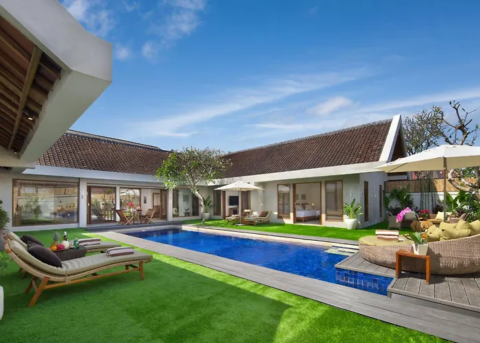 New! Seminyak 8 Bedr, 10 Bathr Villa On Best Location