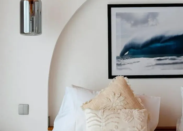 Cozy Wellness Villa- Sauna & Pools, 3 Min To Beach