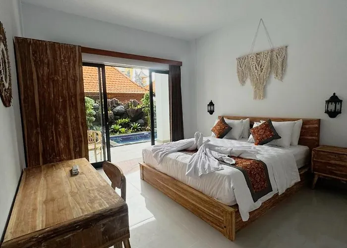 Nengahs Hideaway