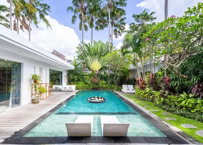 Villa Naema By Pertama Stay