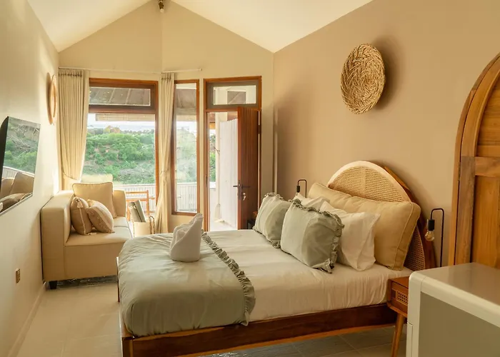 Uluwatu Ocean Front Surf Suite