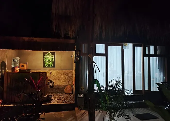 Radeva 2 Menjangan Villa