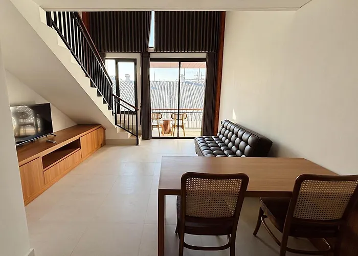 Andari Mezzanine
