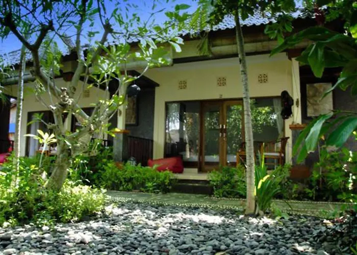 Dhita Bila Bungalows & Dive