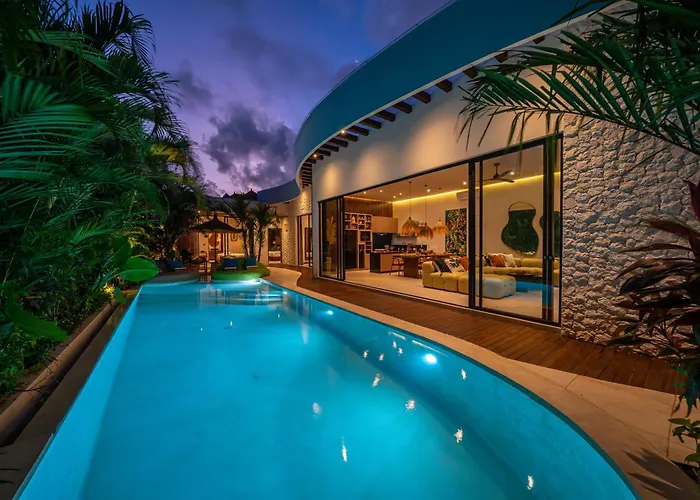 Villa Yellow Moon, A Tropical 3Br Sanctuary In Uluwatu