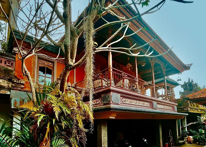 The Temple In Maha Artha Bungalows