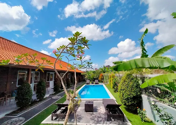 Monik Guest House