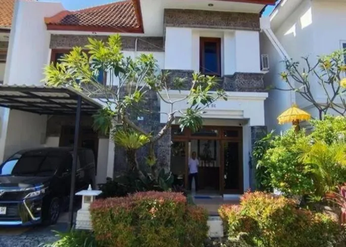 Villa Mimi Mesari Kuta Bali