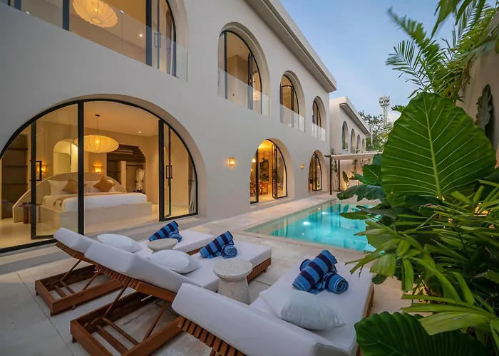 Villa Padang Senang - Tropical Luxe 3Br, Short Walk To The Beach
