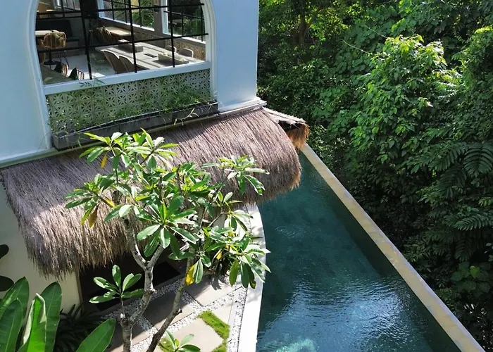 Greenforest Anahata 5 Star Villa Hotel
