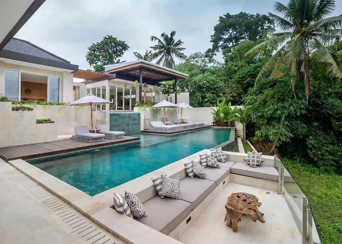 Villa White Lotus By Balisuperhost