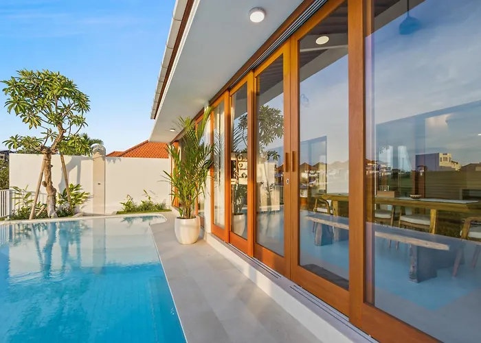 The R Villa Swantika