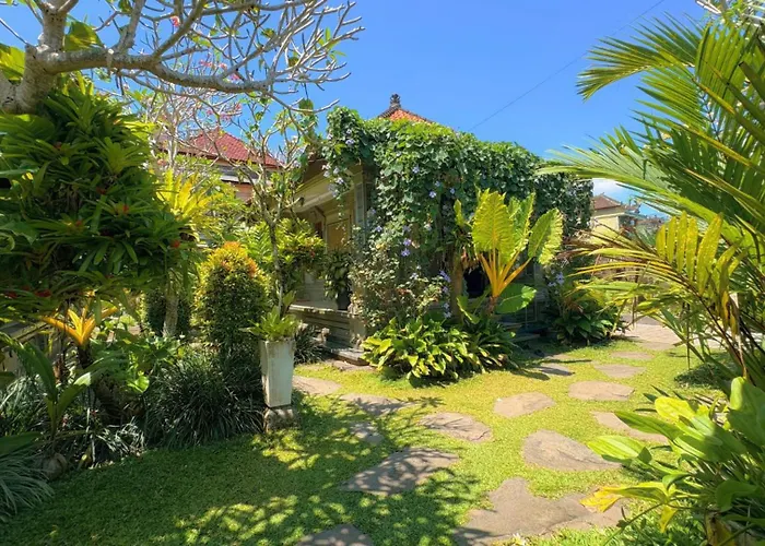 Regina Backyard Guest House