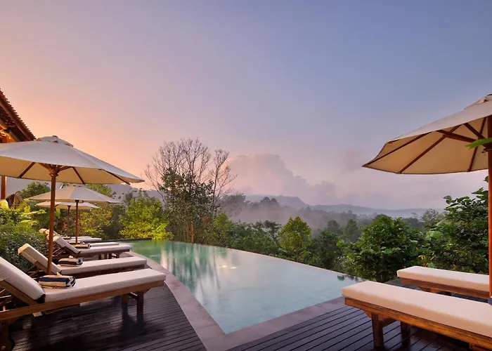 Devani Resort Sidemen