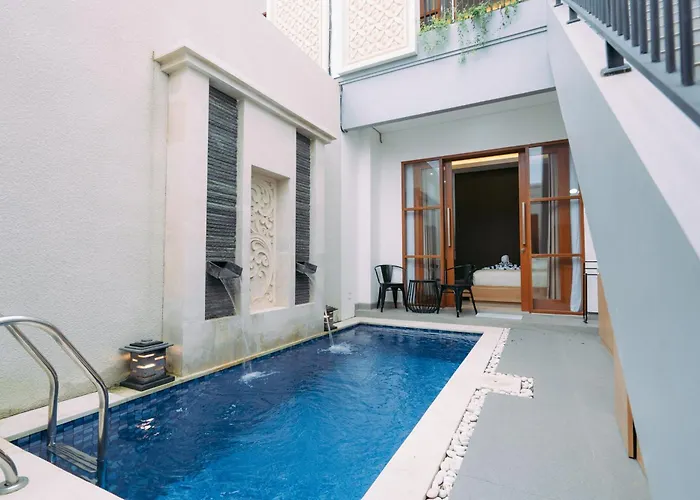 The Lavana Sahadewa Villa Kuta Sunset