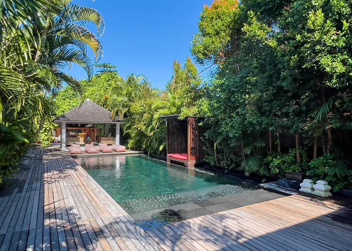 Luxurious 5Br Retreat In Umalas