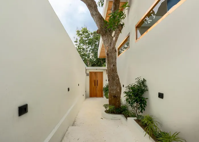 Amazing Villa Close To Balangan Beach With Private Pool And View