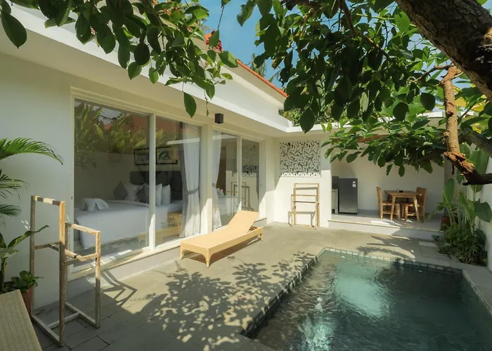Odika Lovina Villas