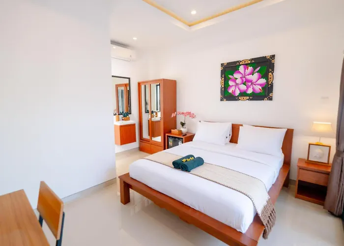 Crystal Flow Guest House & Apartment Canggu