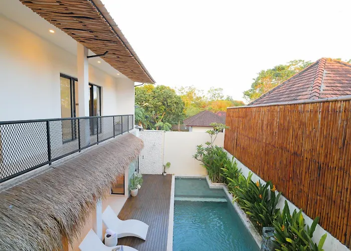 4Br Modern Villa Walking Dist To Sidewalk Jimbaran