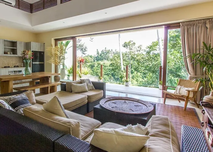 Beautiful Cliff-Side Jungle Villa