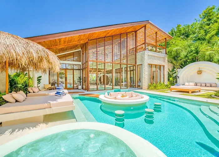 Villa Orlando - Brand New 9Br Jacuzzi Cinema