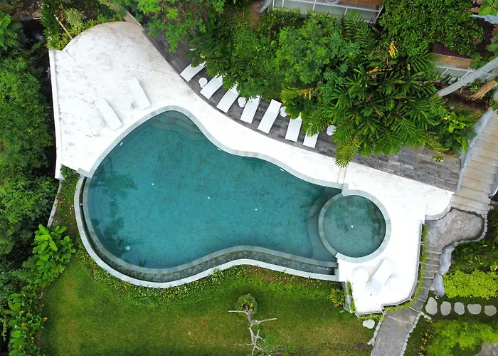 Hot Stone Club Ubud