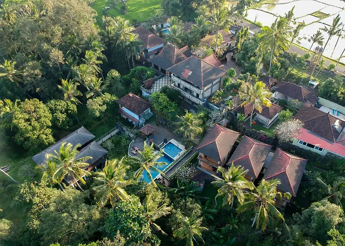 Puri Saron Hotel Madangan - Gianyar