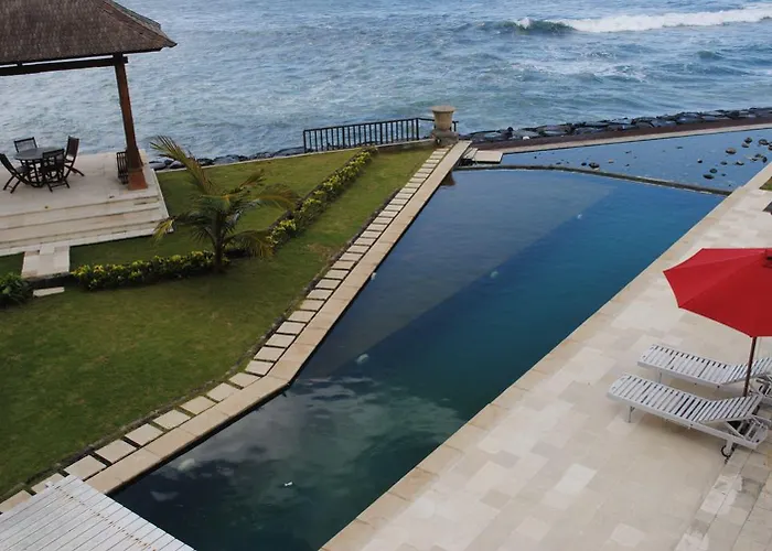 Suarti Resort, Villas & Gallery