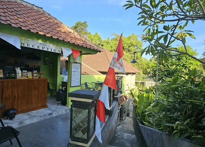 Greenview Backpacker Inn