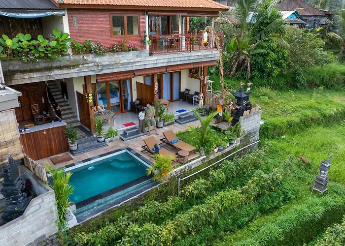 Makna Homestay And Spa