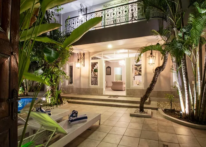 Villa D 3 Bedroom Private Pool Near The Beach