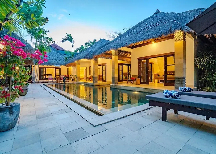 Villa Evelyne, Luxury Villa, Fully Staffed, Central Seminyak