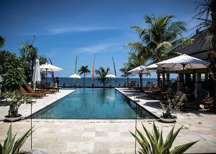 Kelapa Lovina Beach Villa
