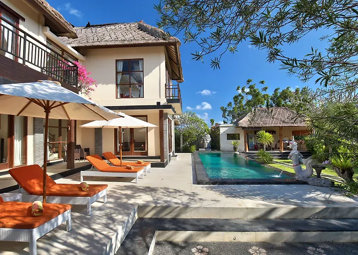 Balangan Beach Villa