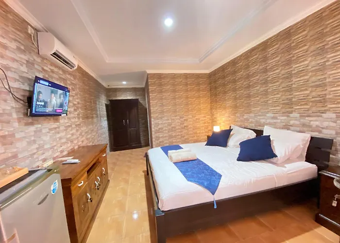 Abi Hotel4 - 1 Minute To The Beach And 1 Second To The Mall