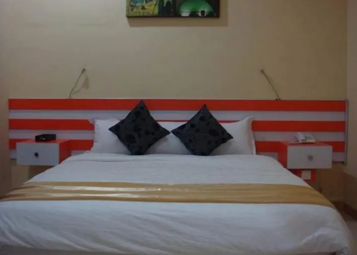 Mutiara Mansion Aparthotel
