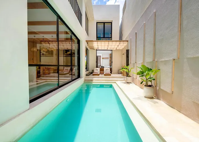 Villa Thre By Pertama Stay
