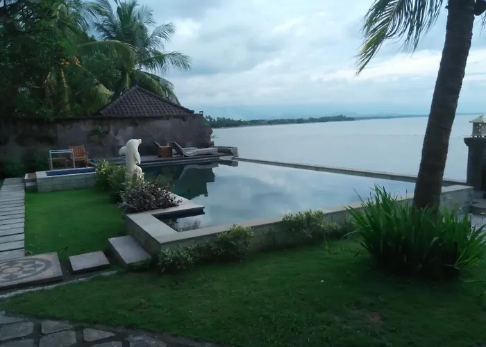 Wahyu Dana Hotel