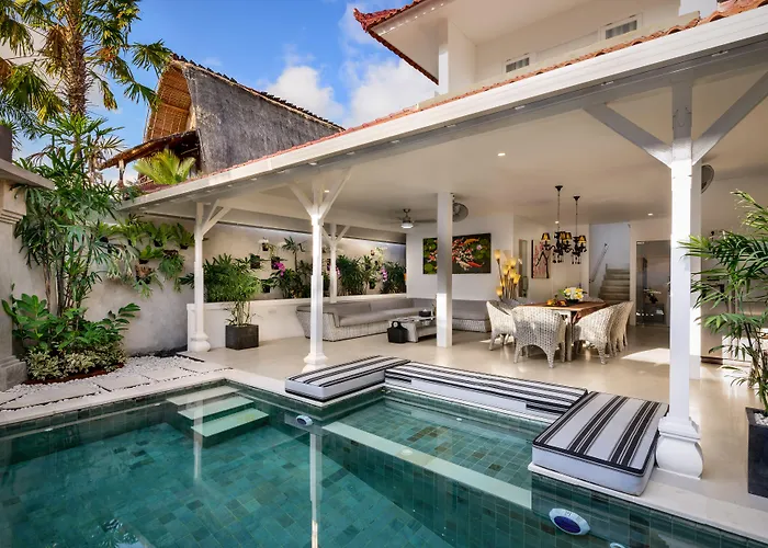 Villa Ozamiz Seminyak