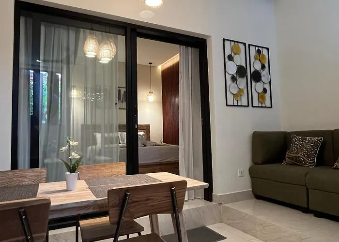 Puspa Private Guest House