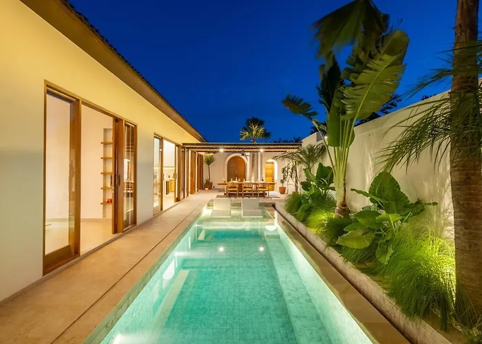 Villa Arkara Seminyak - Just 10 Minutes Walk To The Beach