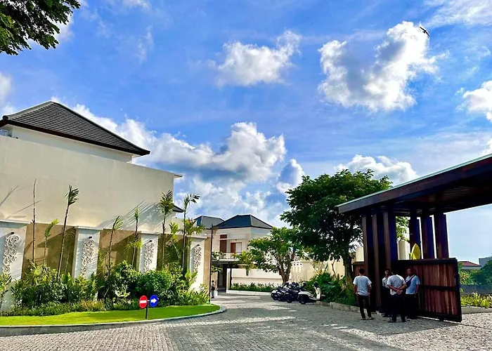 Casa Danasa, Secure And Serene Villa At The Heart Of Seminyak With 24Hr One Gate Security