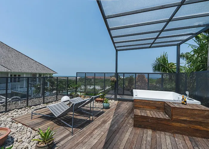 Beach Side Boutique Hotel With Private Rooftop Jacuzzi By Lima Bali