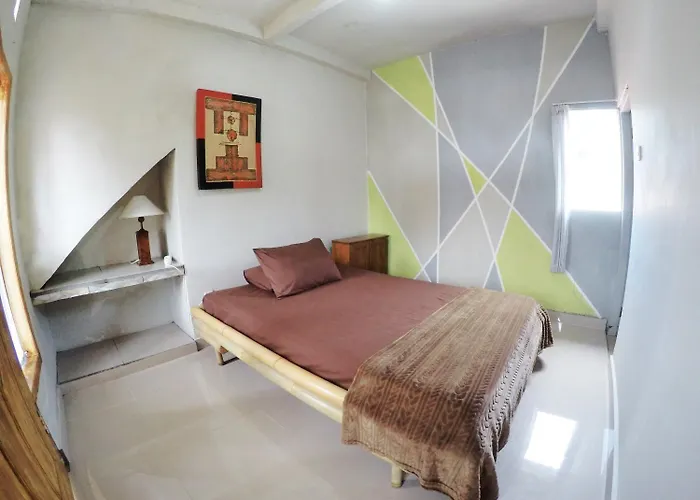 Jro Maman Guest House (Adults Only)