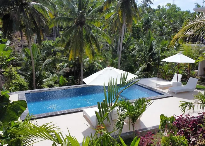 The Lebah Kelingking Villa